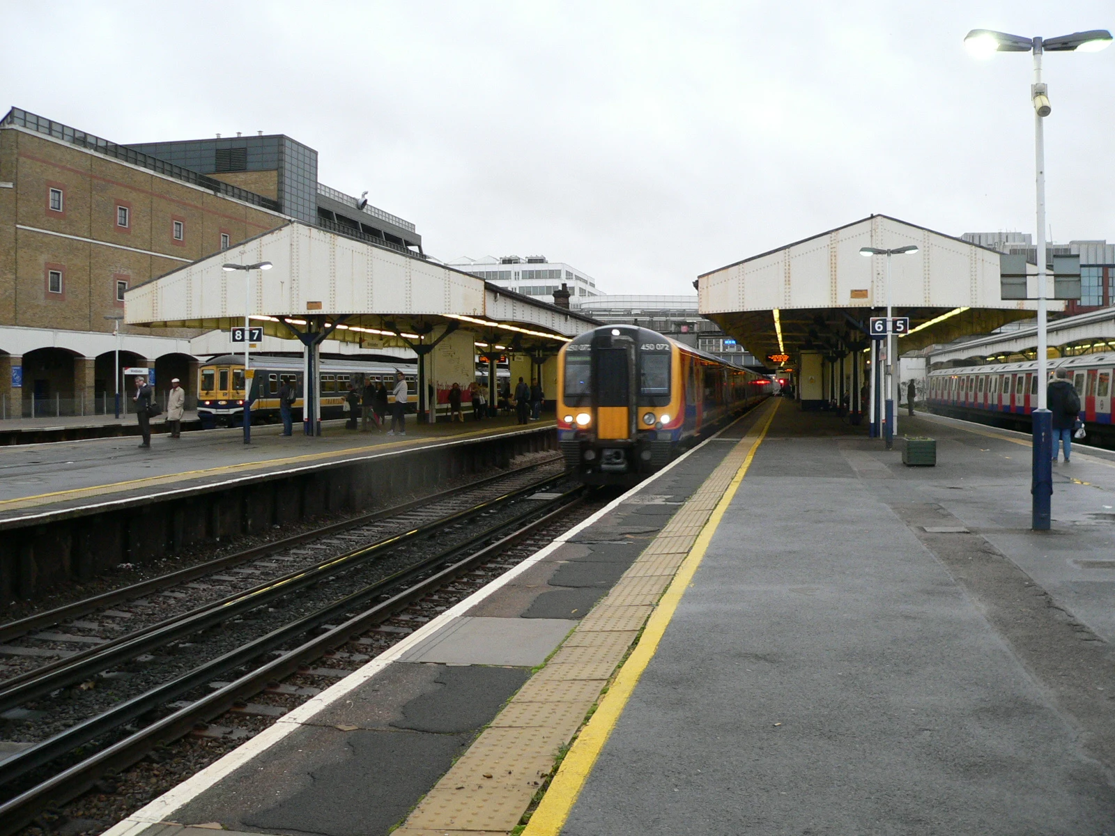 Archive view of trains and platforms at Wimbledon railway station